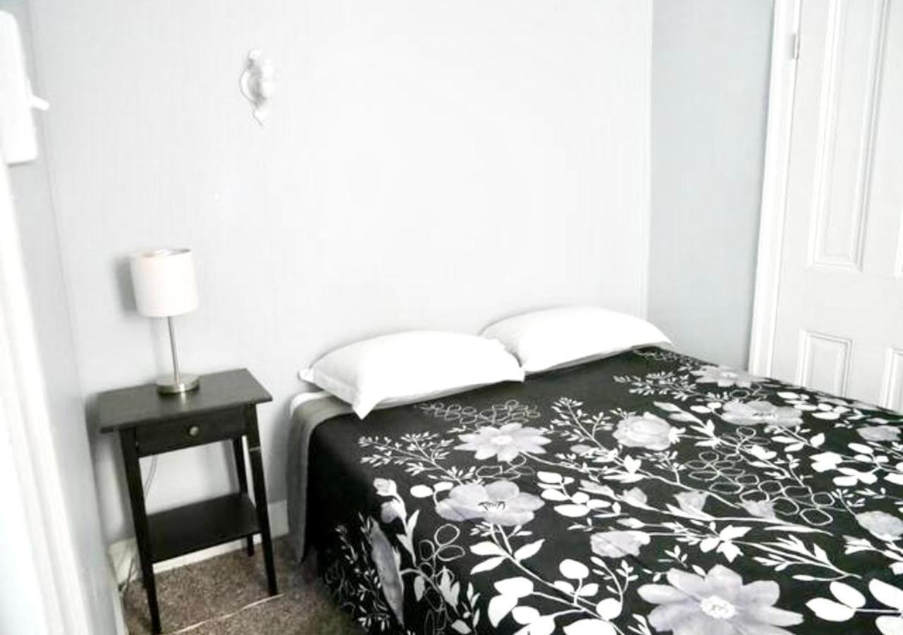 Clover 2900 - Apartment And Rooms With Private Bathroom Near Washington Ave South Philly Filadelfia Exterior foto