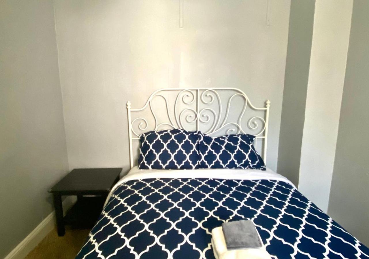 Clover 2900 - Apartment And Rooms With Private Bathroom Near Washington Ave South Philly Filadelfia Habitación foto