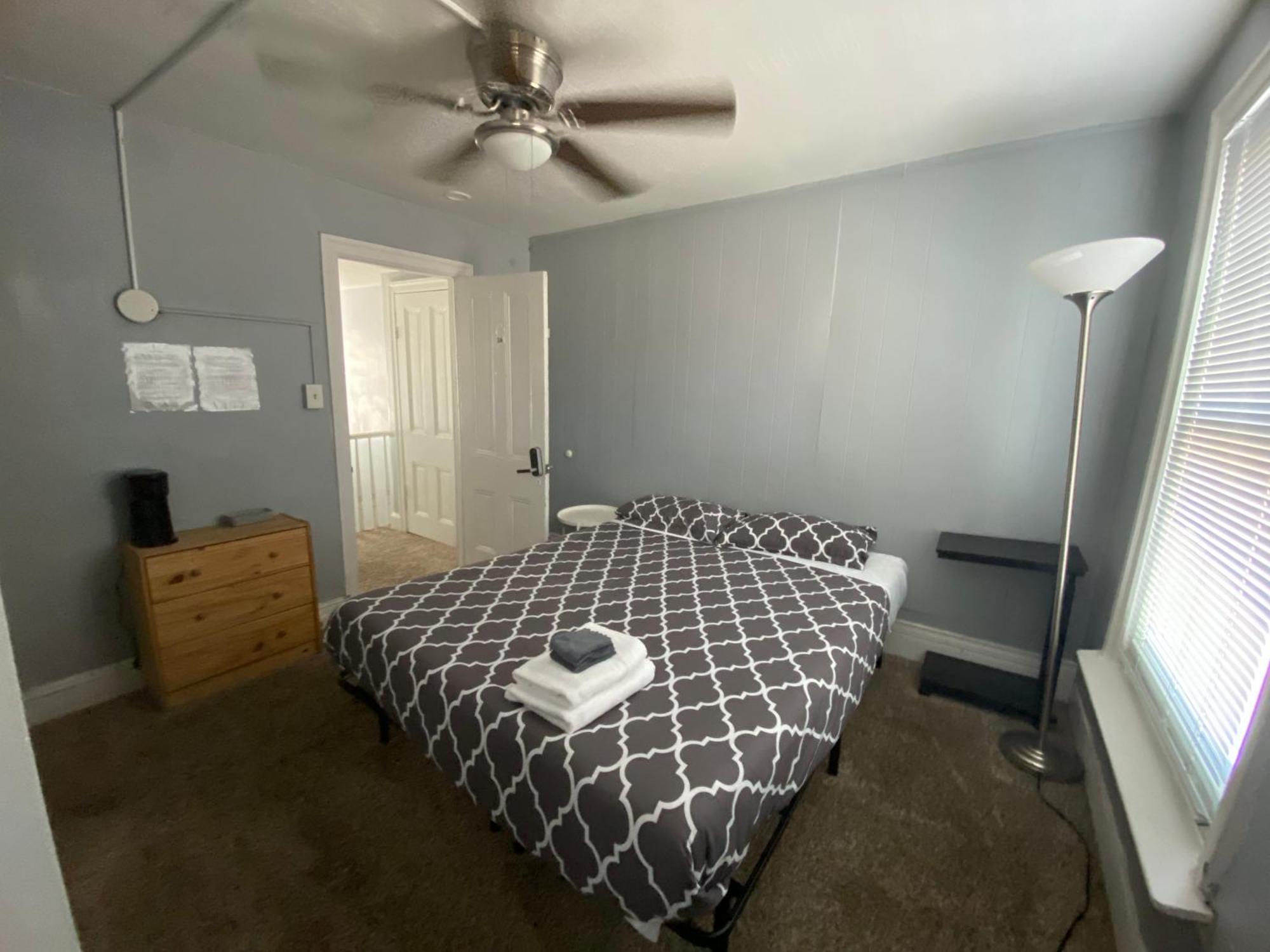 Clover 2900 - Apartment And Rooms With Private Bathroom Near Washington Ave South Philly Filadelfia Exterior foto