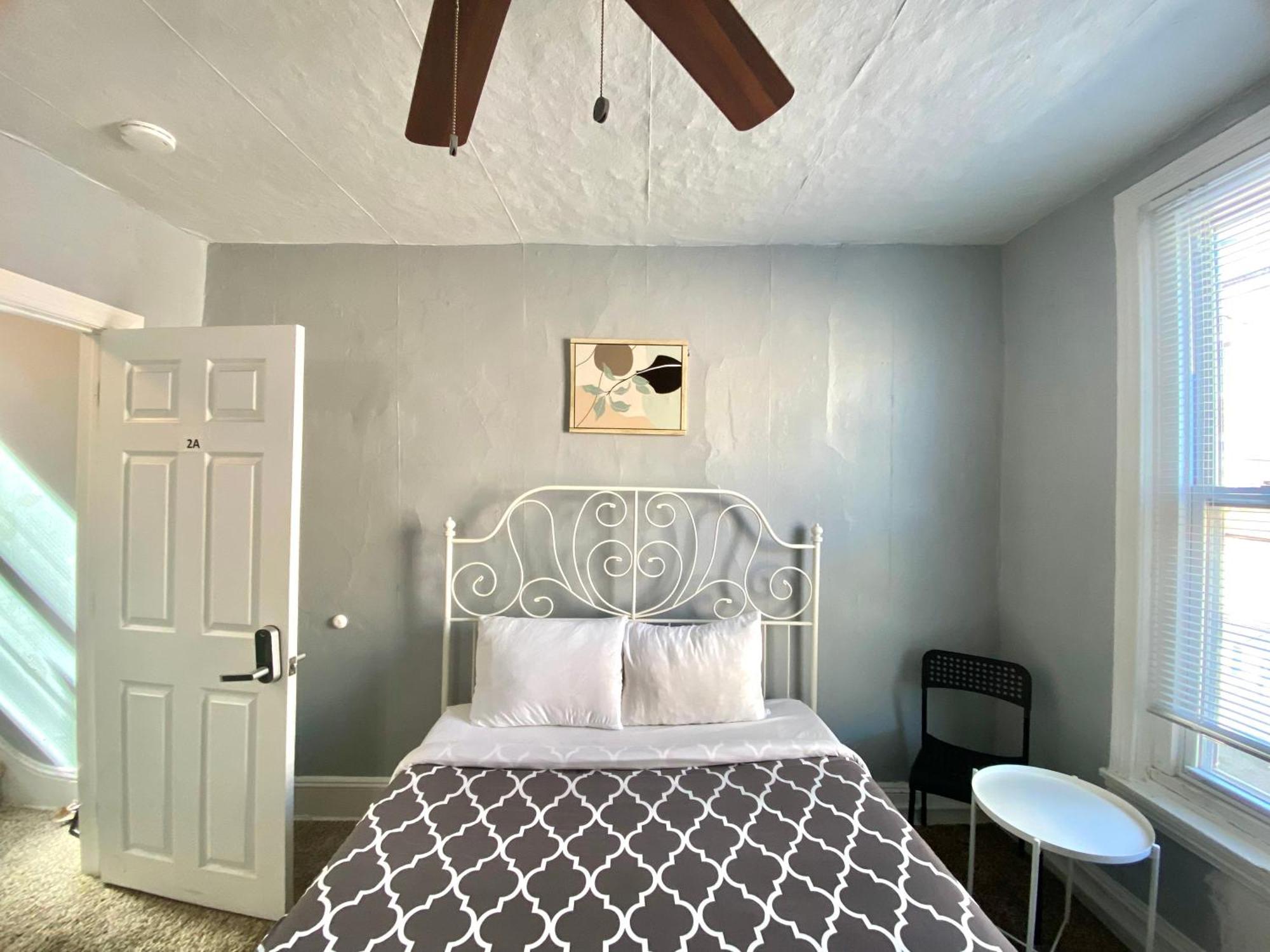 Clover 2900 - Apartment And Rooms With Private Bathroom Near Washington Ave South Philly Filadelfia Exterior foto
